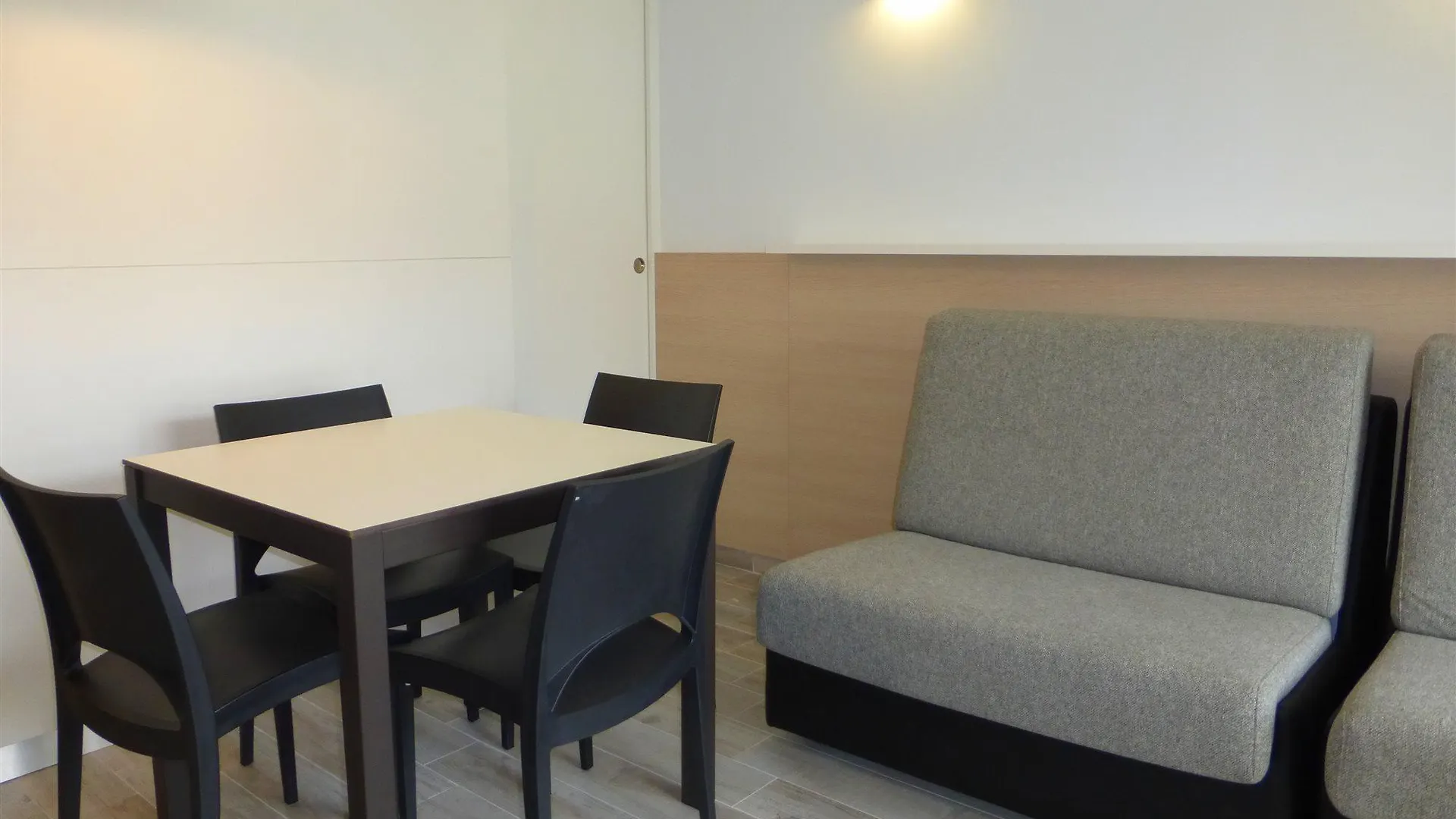 Rentalmar Alboran Apartments Σαλού