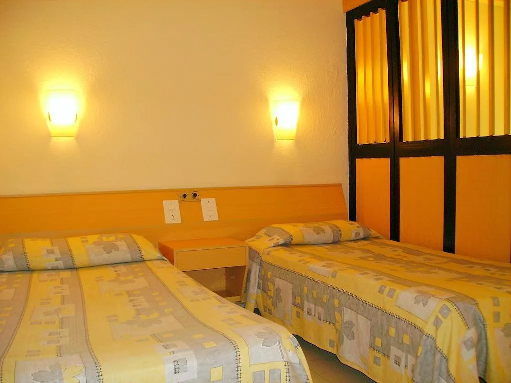 Rentalmar Alboran Apartments Σαλού