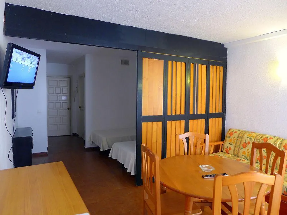 Rentalmar Alboran Apartments Σαλού