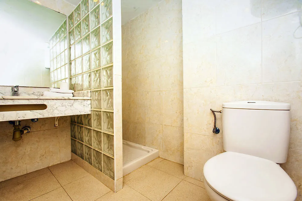 Rentalmar Alboran Apartments Σαλού